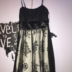 Semi-Formal Junior’s Dress!